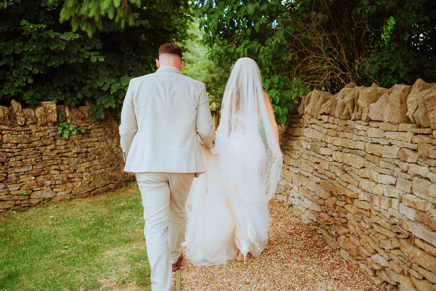 LAPSTONE BARN WEDDING PHOTOGRAPHY 077 LAPSTONE BARN WEDDING PHOTOGRAPHY 077